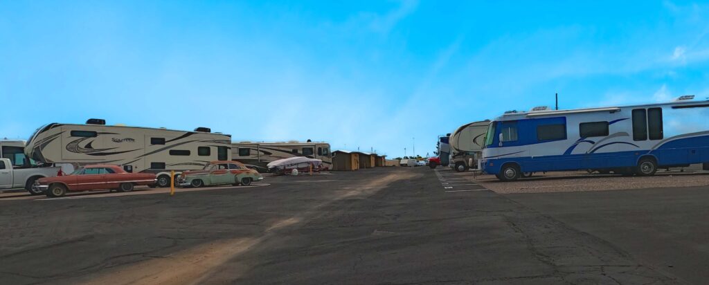 Affordable vehicle storage in the Phoenix Metropolitan area | Storage Solutions